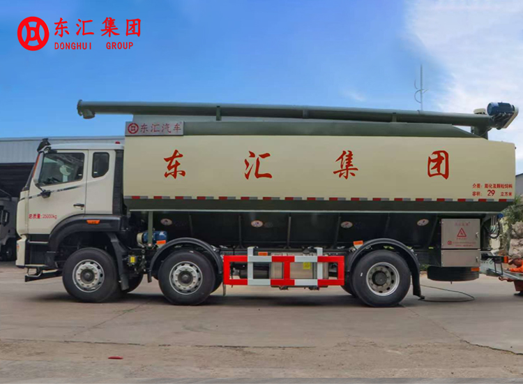 东汇饲料运输车